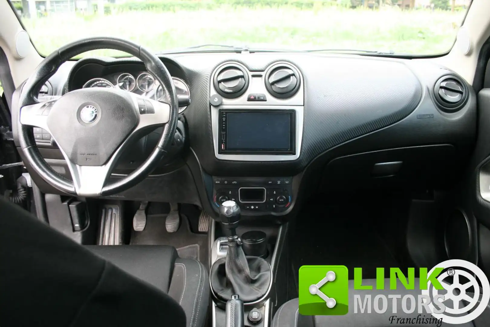 Alfa Romeo MiTo 1.4 T 155 CV Distinctive Sport Pack Schwarz - 2