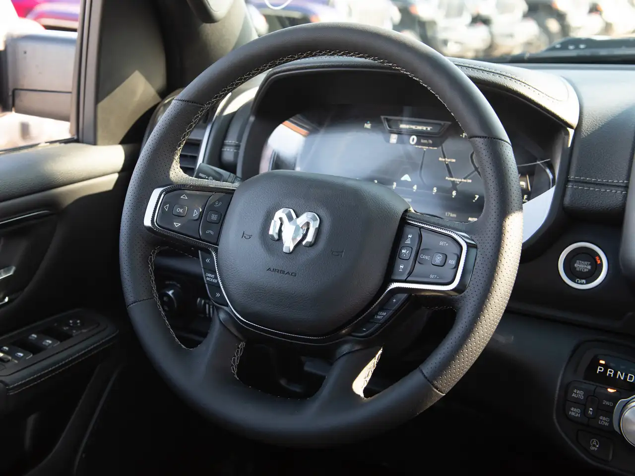 RAM 1500 снимка RAM 1500