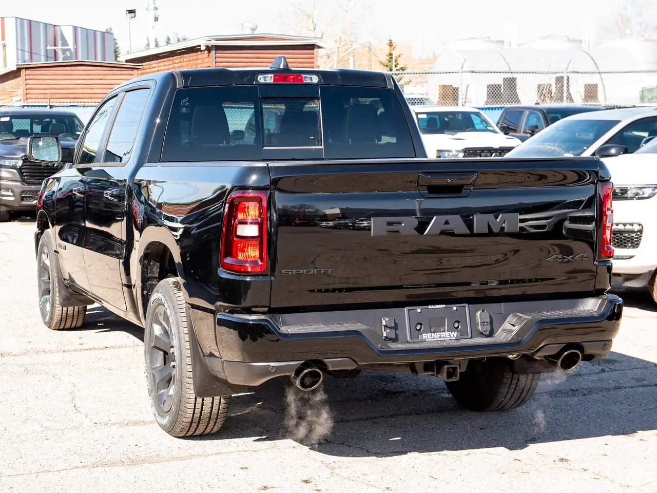 RAM 1500 снимка RAM 1500