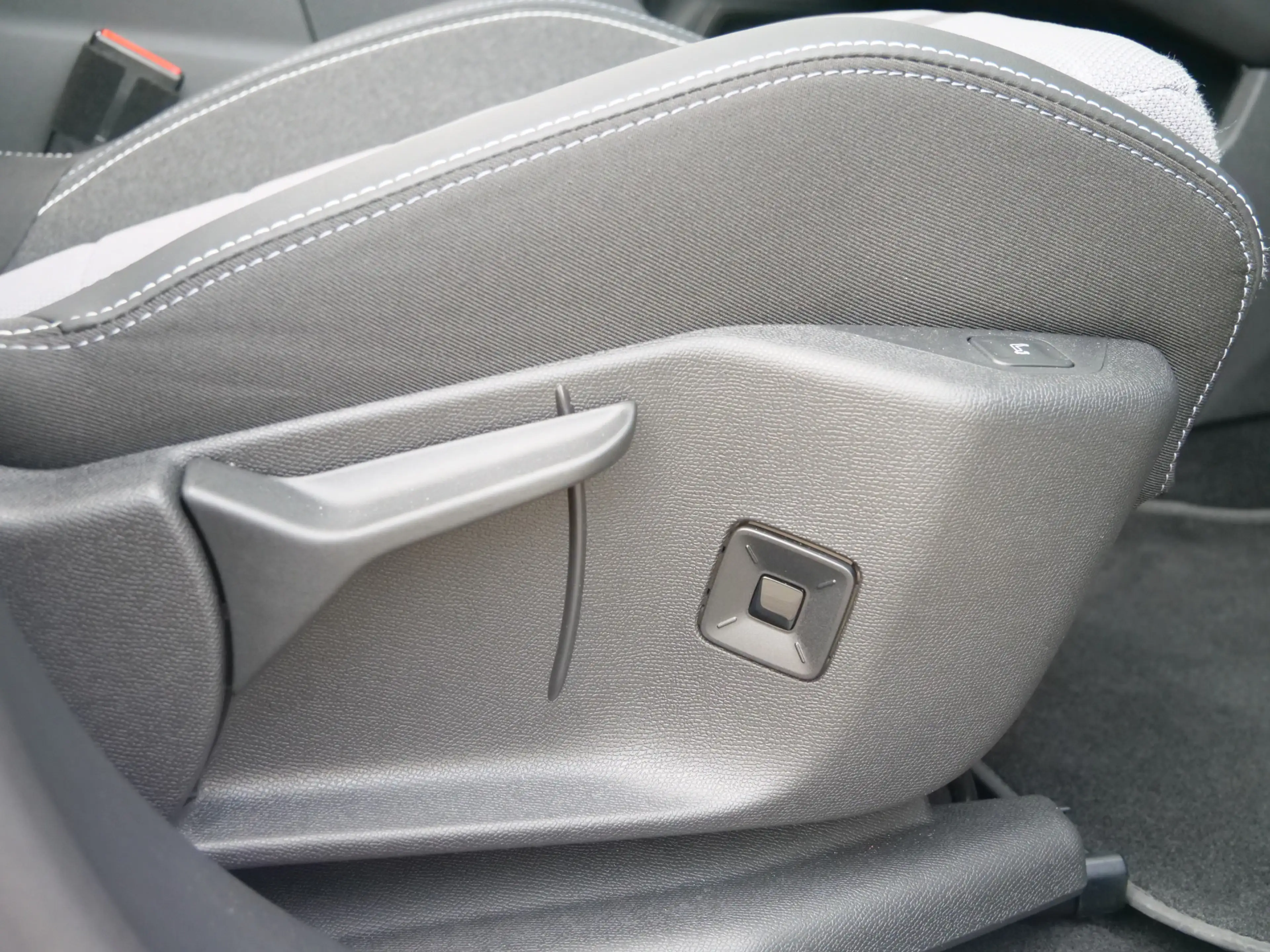Opel Grandland 1.2 Turbo Hybrid GS 145 Pk Automaat Navi / DAB / A — photo 13