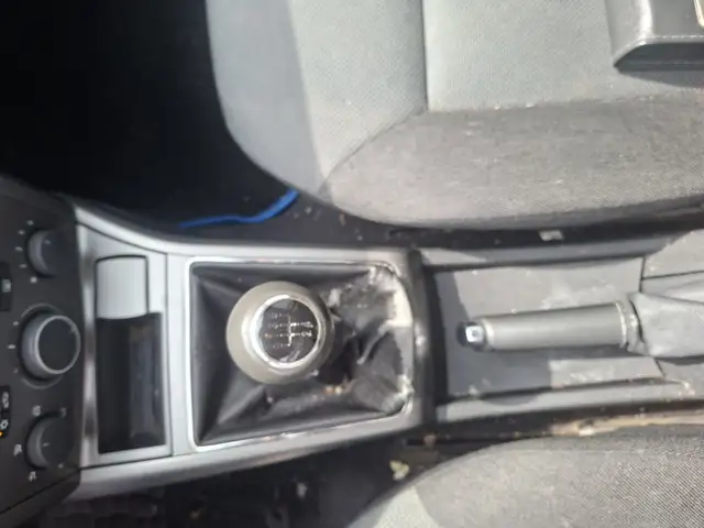 Opel Astra view 13