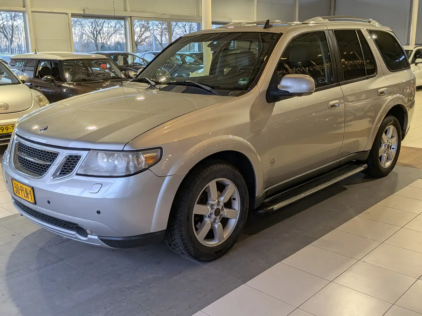 Saab 9-7X 5.3 V8 Automaat Airco, Trekhaak, Stuurbekrachtigin Grijs - 2
