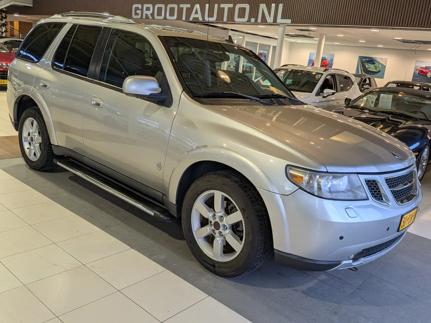 Saab 9-7X 5.3 V8 Automaat Airco, Trekhaak, Stuurbekrachtigin Grijs - 1