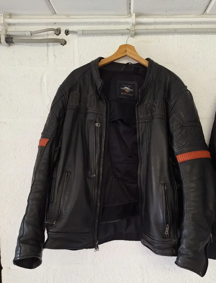 Harley-Davidson Softail Standart FXST Černá - 2