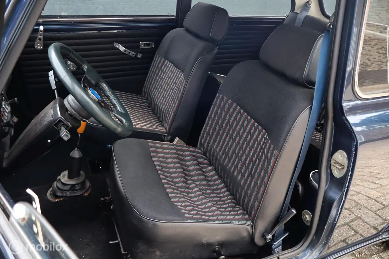 Austin Mini 1000 Mayfair | NL auto | apk 07-2028 | Classic, foto 8