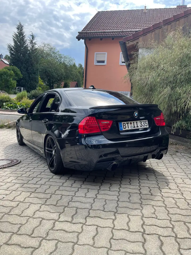BMW 335 E90 MPaket Schwarz - 1