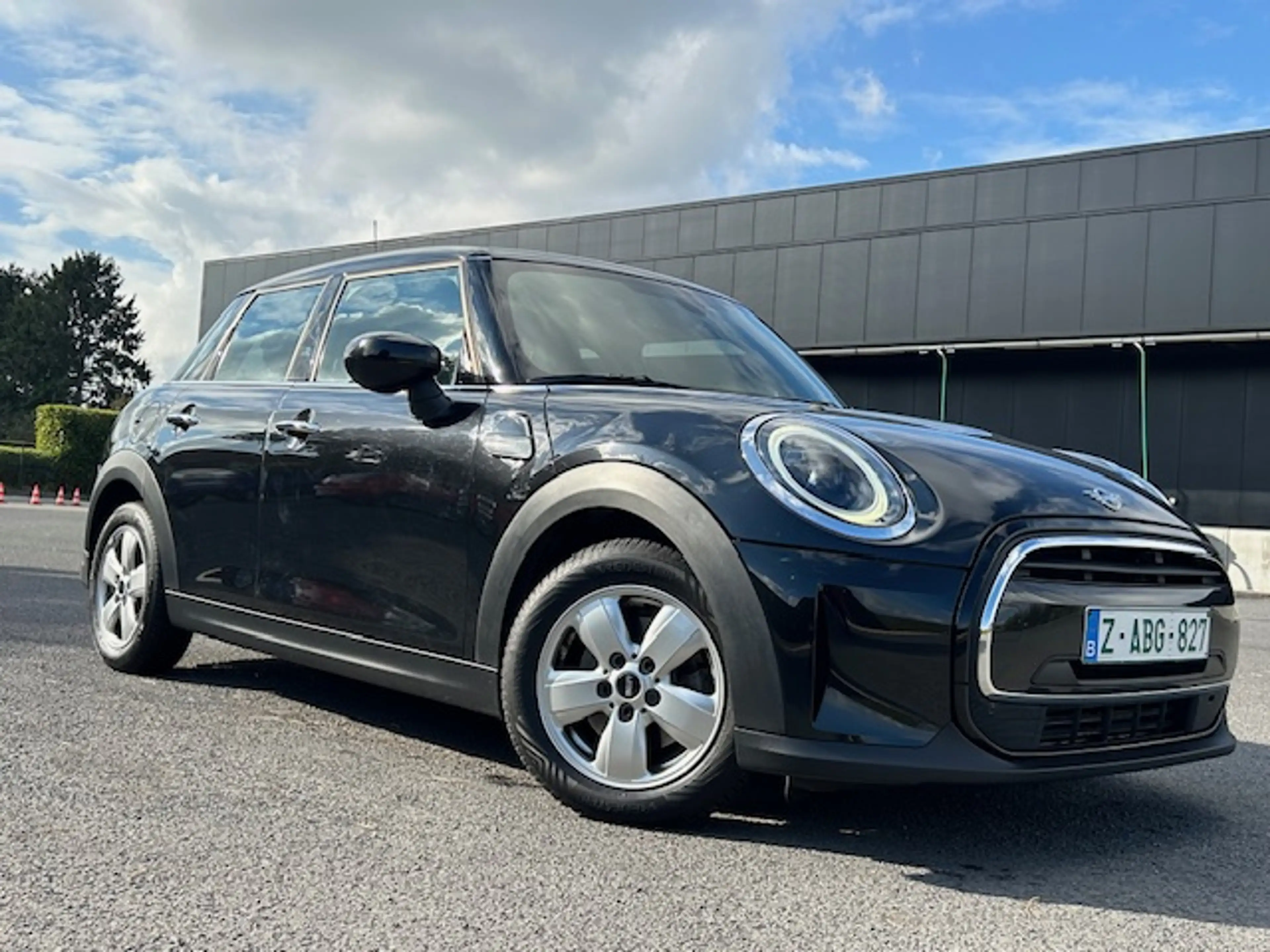 MINI One Mini 1.5 One OPF Facelift Apple carplay /Android led sfeer ... — photo 8