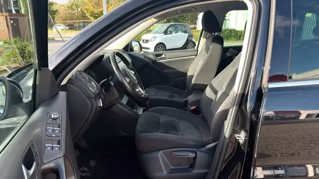 Volkswagen Tiguan view 10
