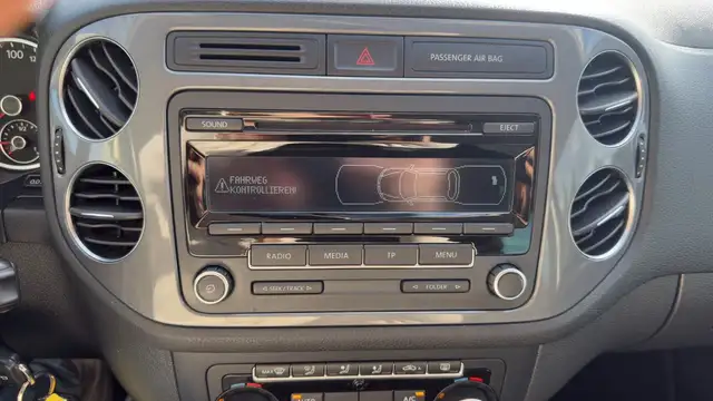 Volkswagen Tiguan view 19