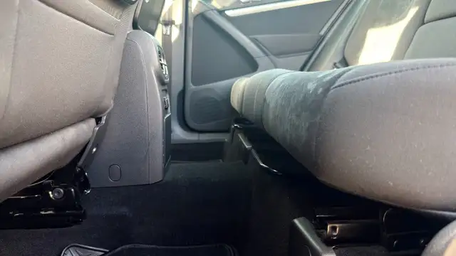 Volkswagen Tiguan view 25