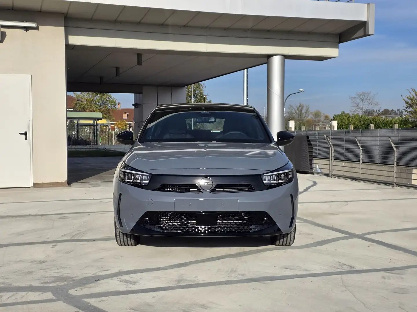 Opel Corsa Corsa 1.2 100 CV aut. GS con BONUS EASY GO' Grau - 2