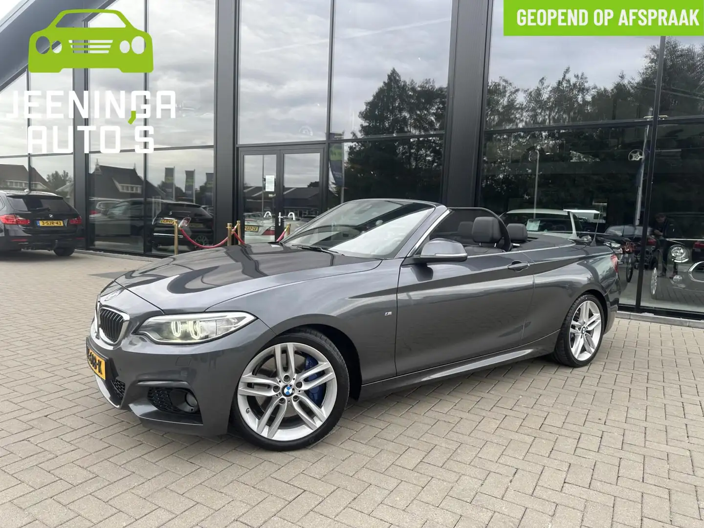 BMW 220 2-serie Cabrio 220i M pakket |Clima|Stoelverwarmin Grau - 1