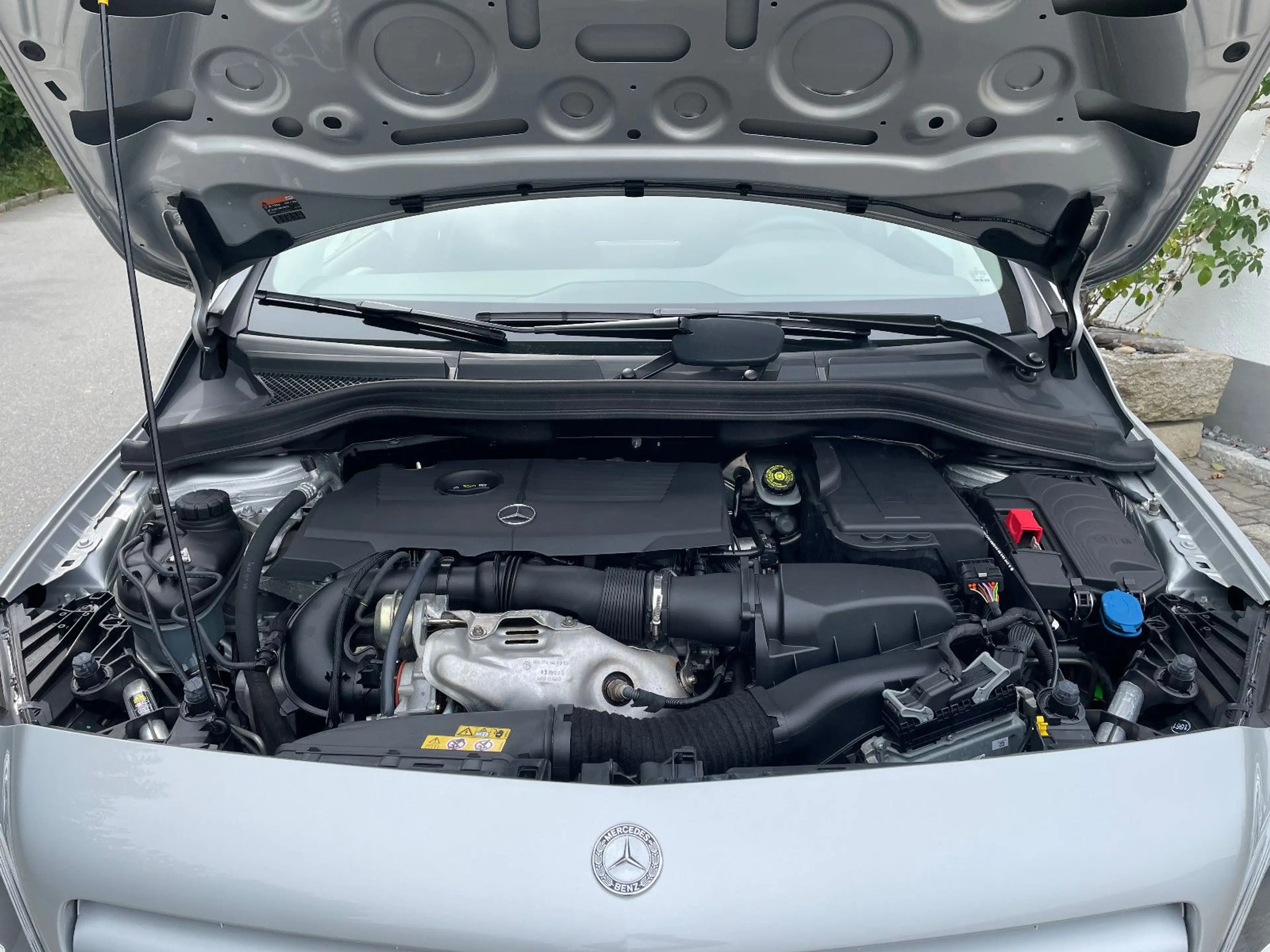 Mercedes-Benz B 200 Klima Sitzheizung 1 Hand 20500km — photo 18