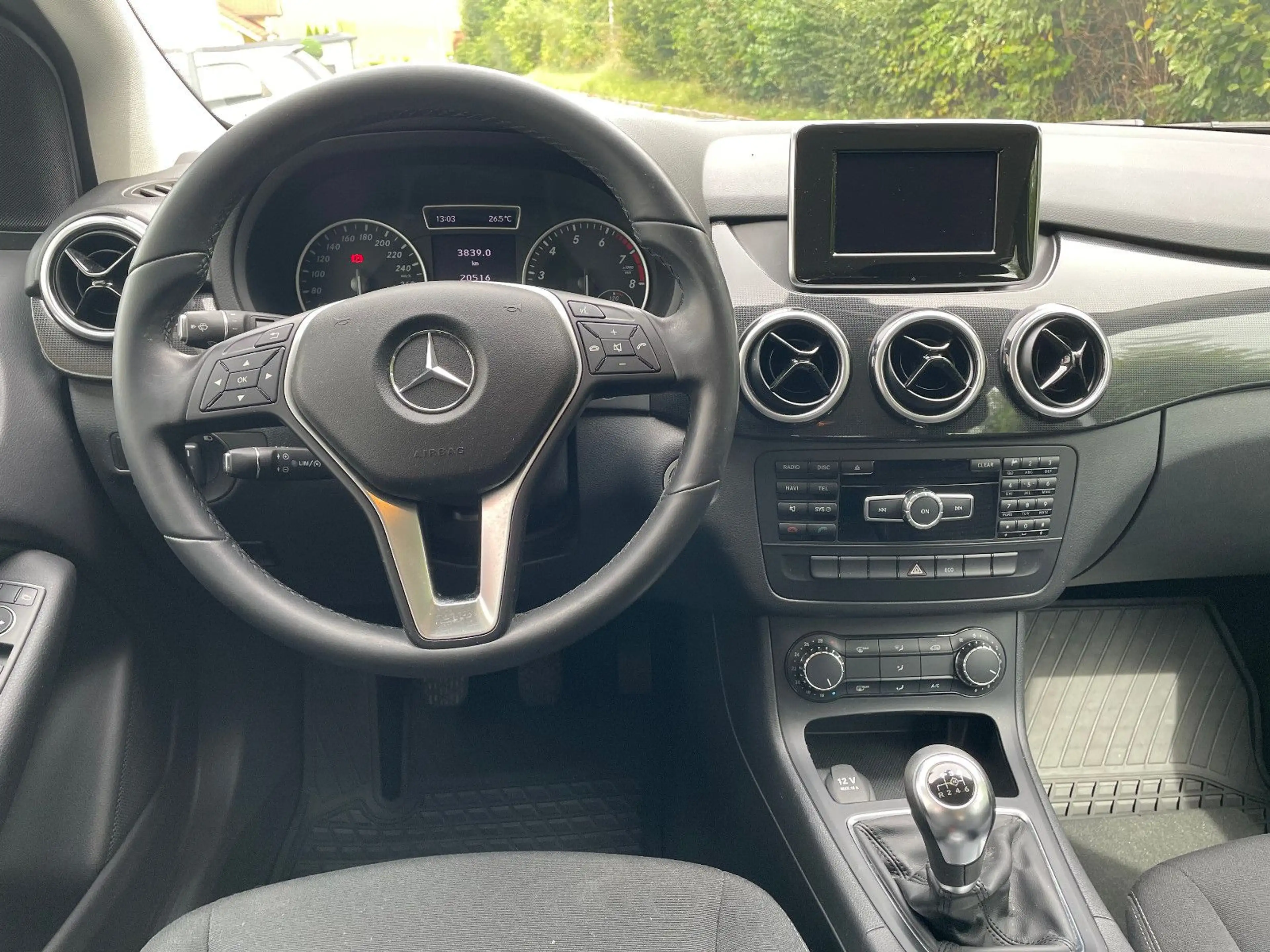 Mercedes-Benz B 200 Klima Sitzheizung 1 Hand 20500km — photo 7