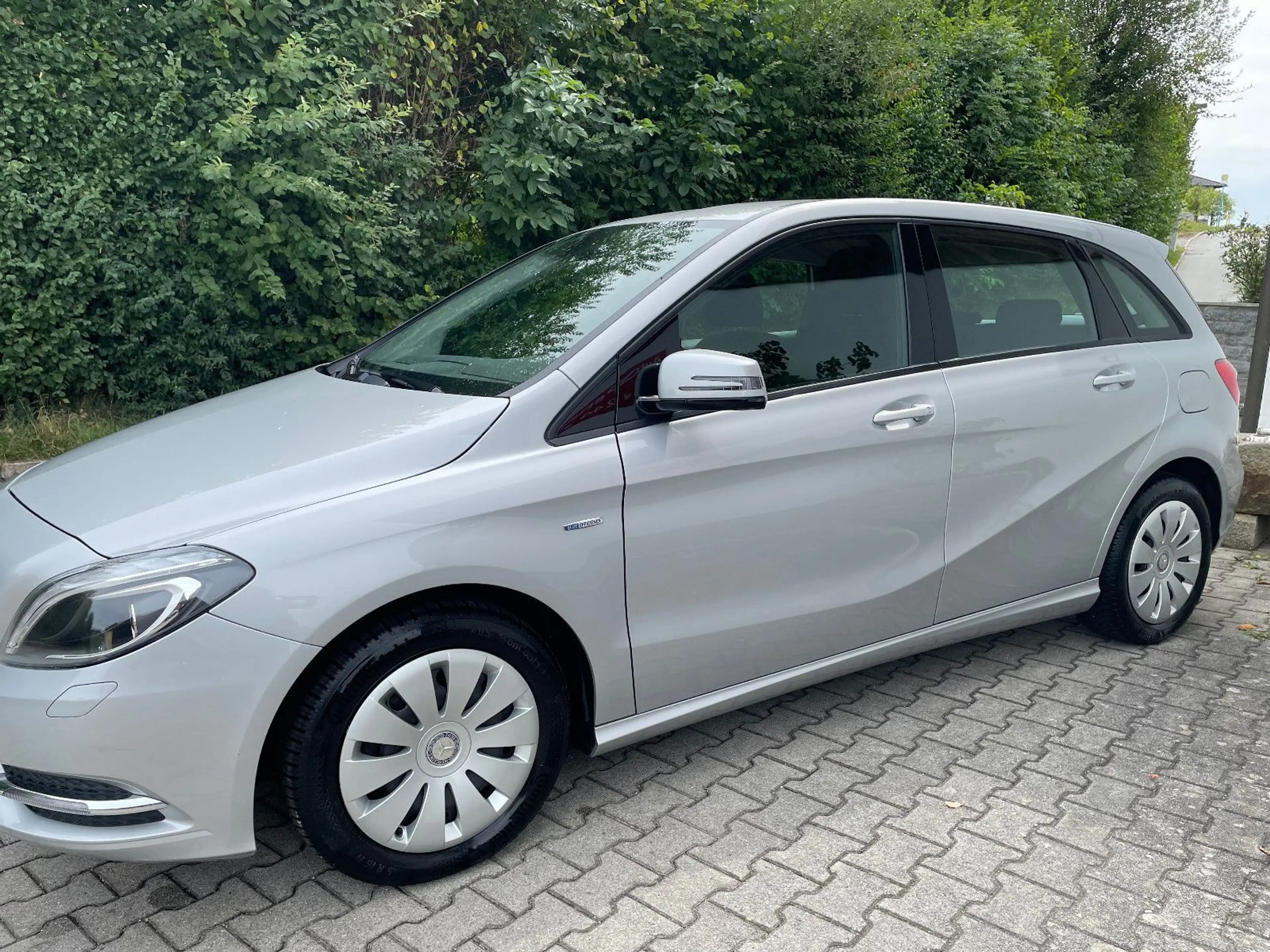 Mercedes-Benz B 200 Klima Sitzheizung 1 Hand 20500km — photo 6