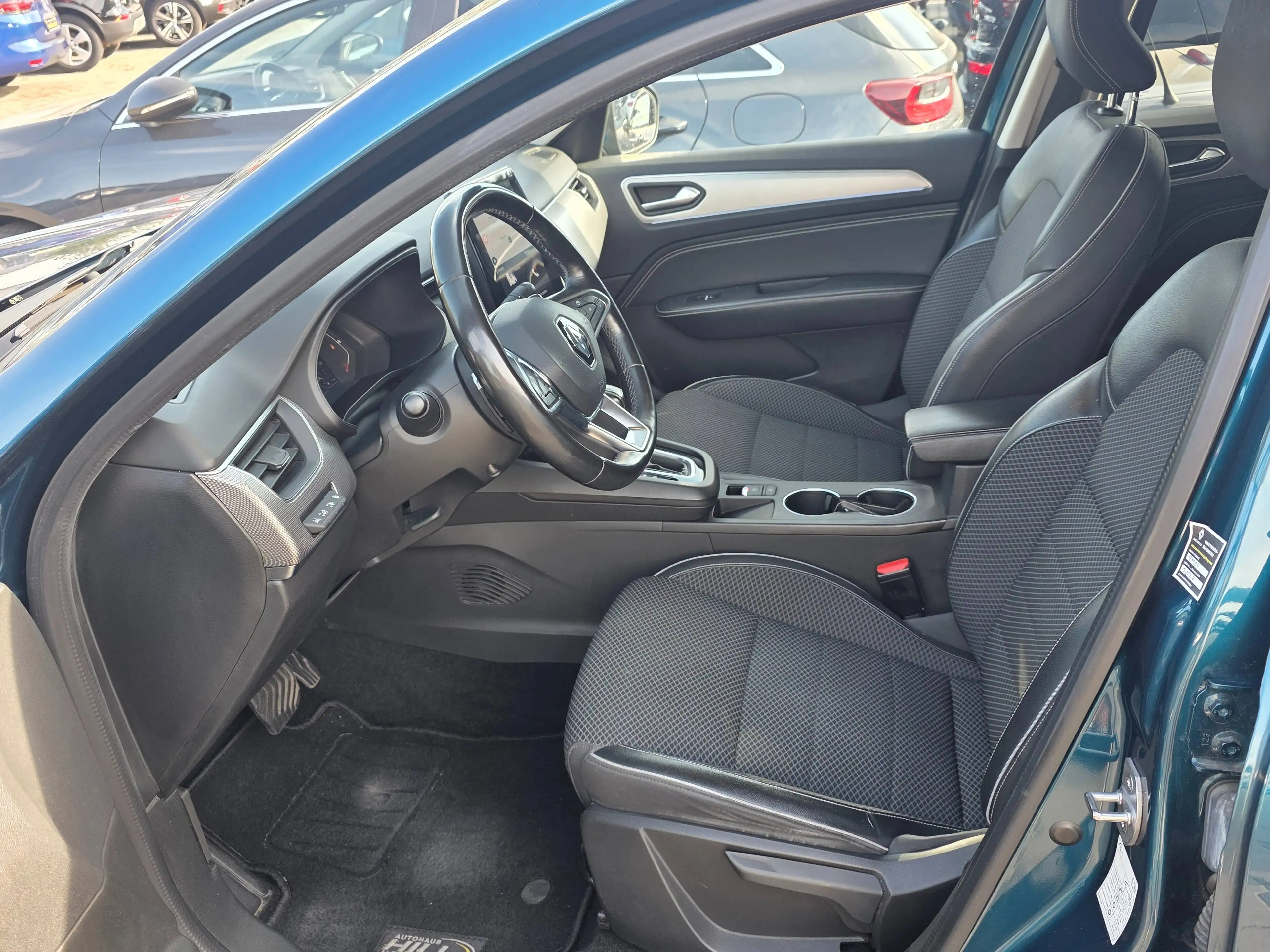 Renault Arkana Arkana TCe 140 EDC INTENS/Autom./Navi/LED/Sitzh/T.Leder/ — photo 10