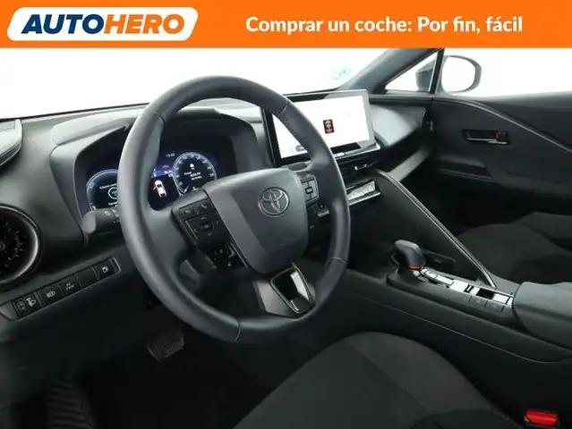 Toyota C-HR view 12