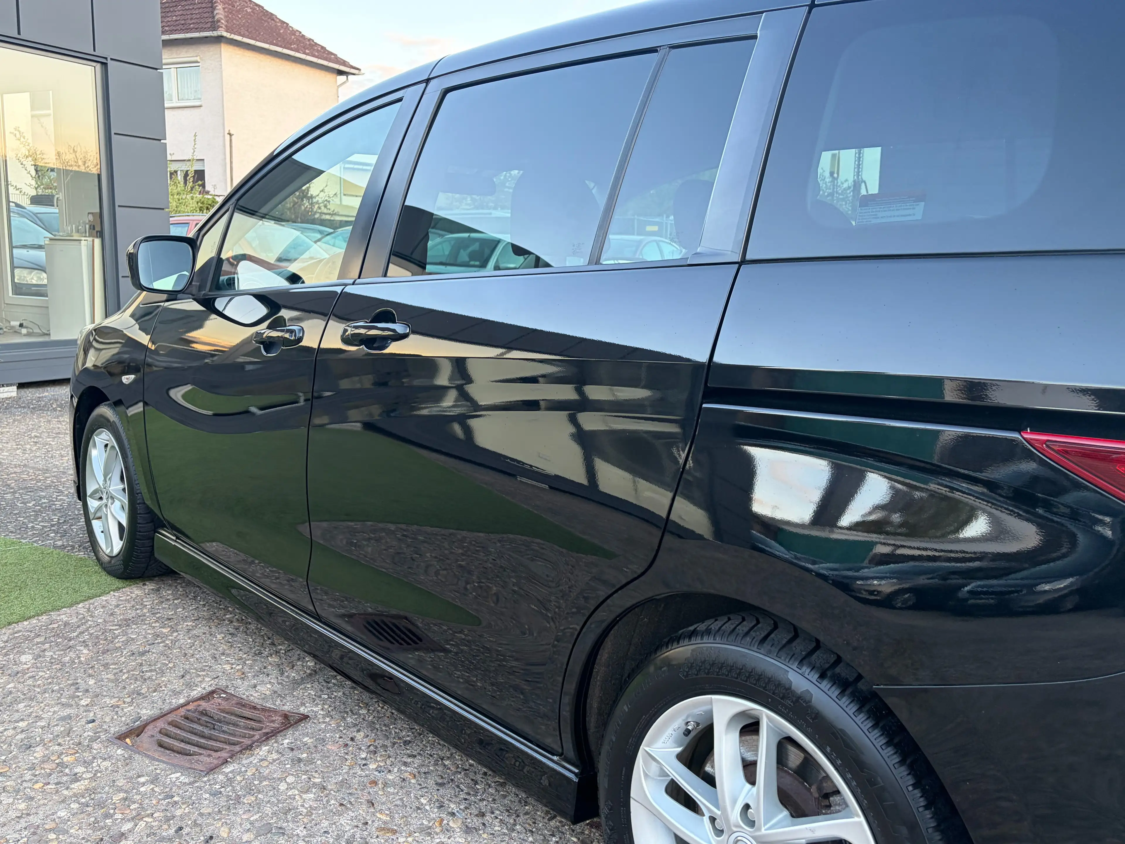 Mazda 5 Sports-Line*Automatik*7.Sitze*HU/AU Neu*SHZ*Temp.* — photo 6