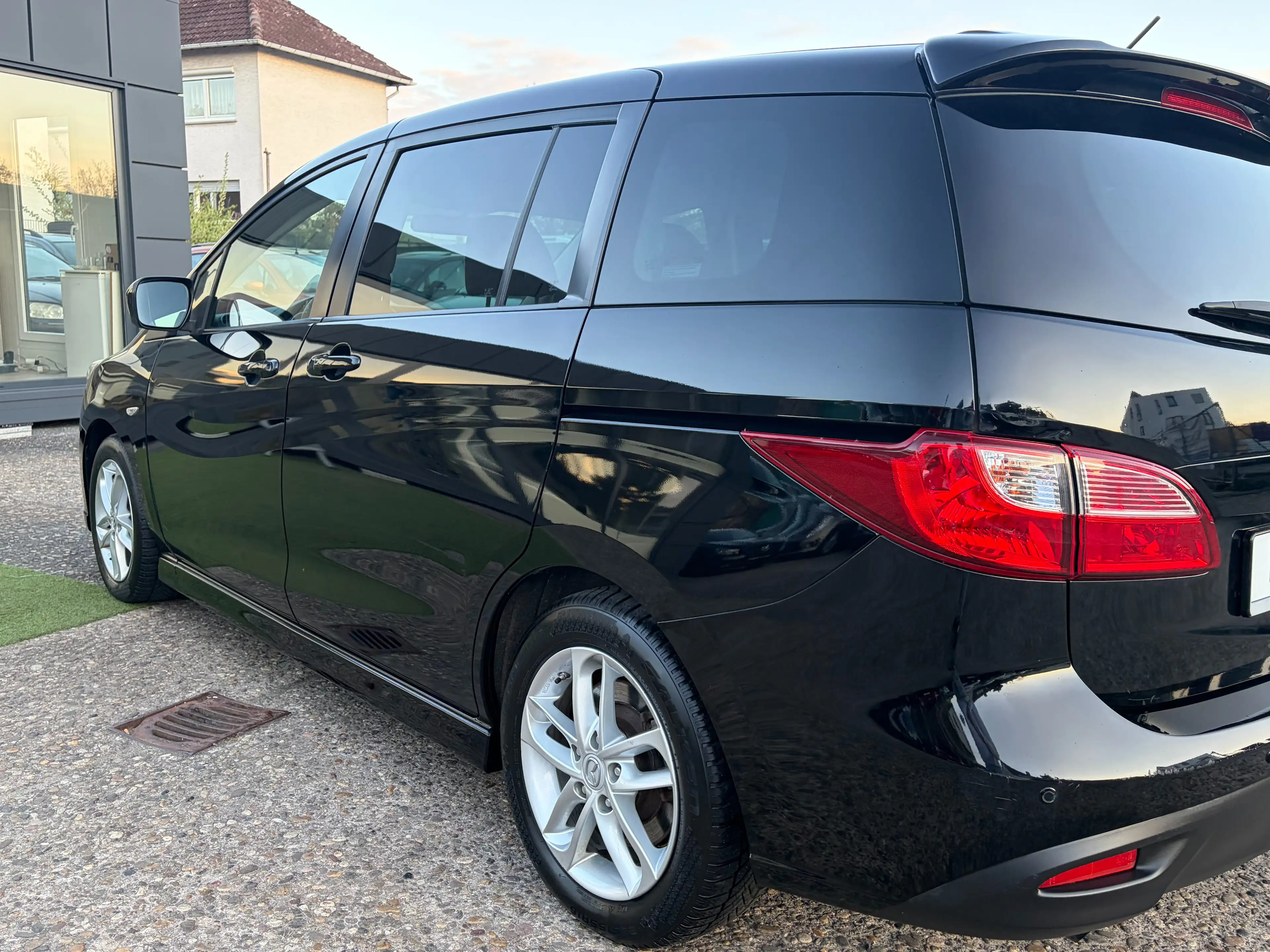 Mazda 5 Sports-Line*Automatik*7.Sitze*HU/AU Neu*SHZ*Temp.* — photo 7