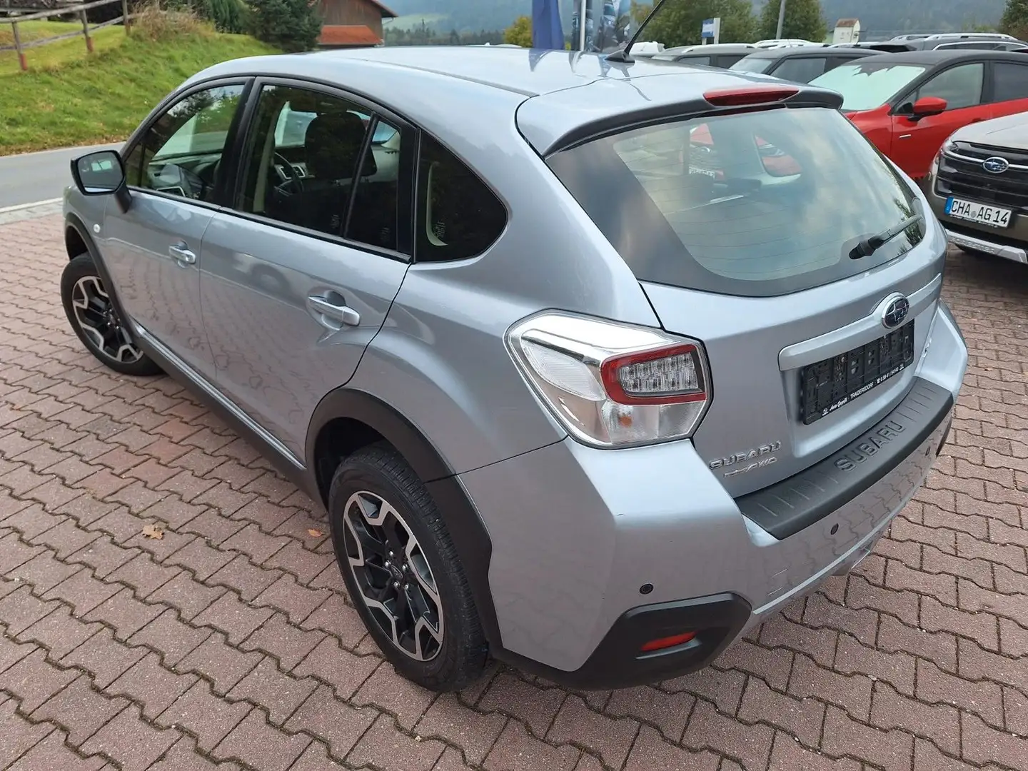 Subaru XV 2.0i Active 4WD, 6-Gang Silber - 2