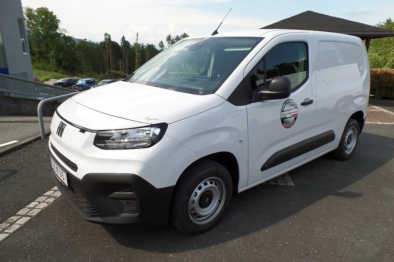 Fiat Doblo Doblo Kastenwagen BlueHDi 100 S&S M Weiß - 1
