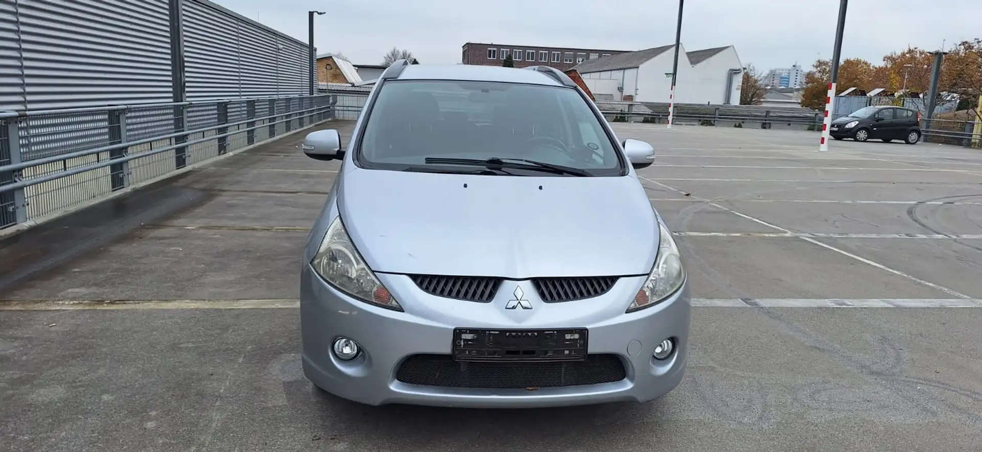 Mitsubishi Grandis 2.0 DI-D Invite - 2