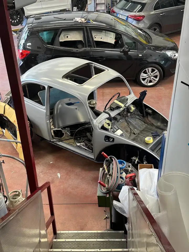 Volkswagen Maggiolino Con Tetto Apribile In Metallo. RARISSIMO!!!, foto 9
