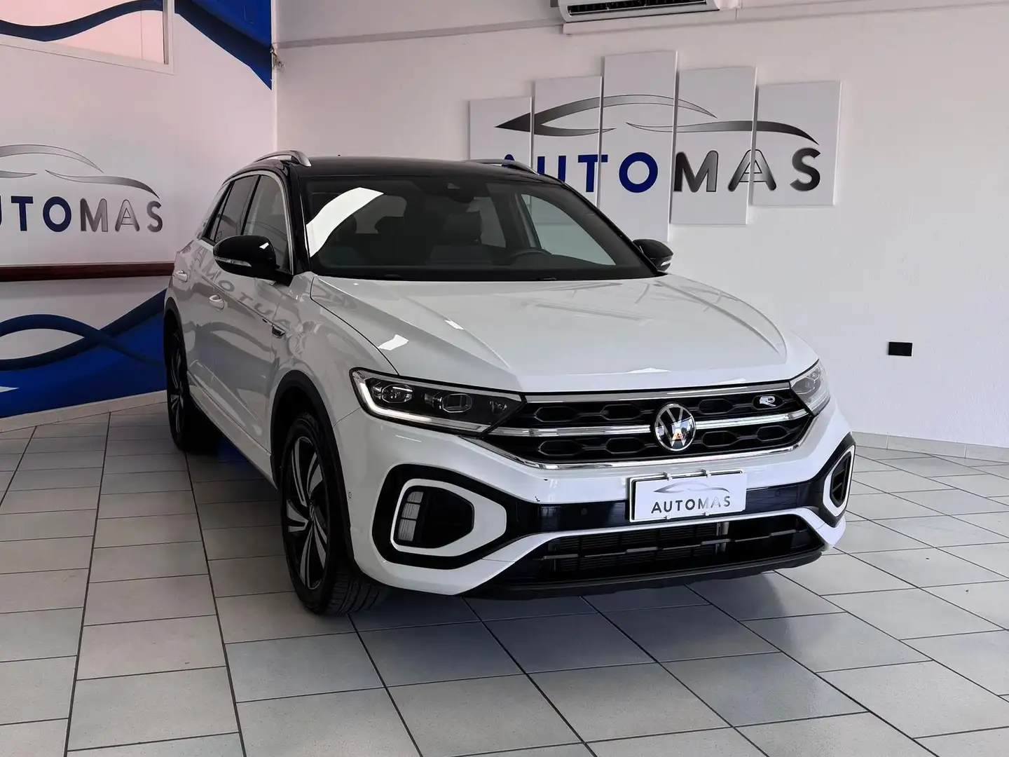 Volkswagen T-Roc 2.0 tdi R-Line 115cv Blanc - 1