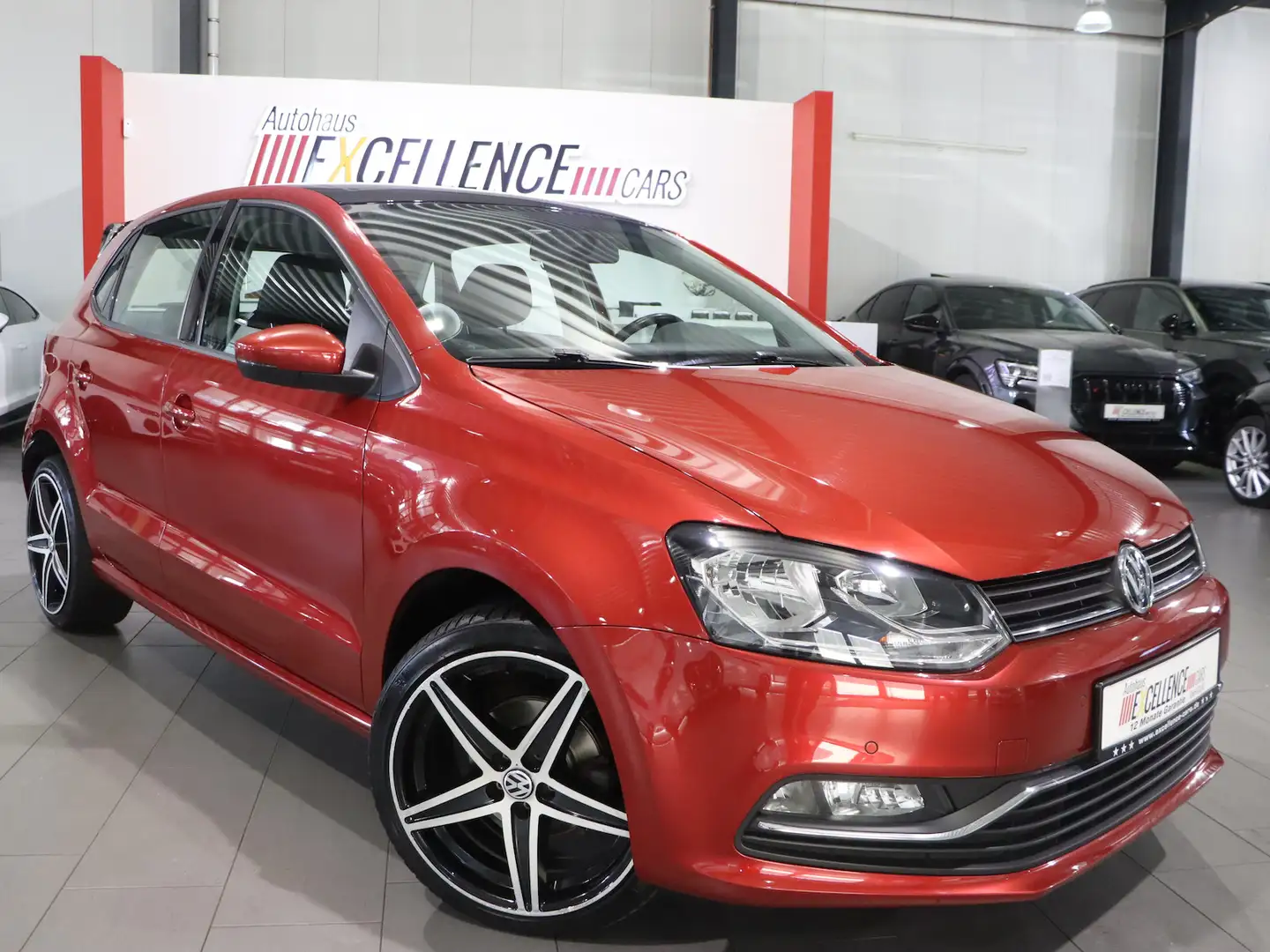 Volkswagen Polo 1.2 TSI Comfortline / PANORAMA / SCHÖN Rot - 2