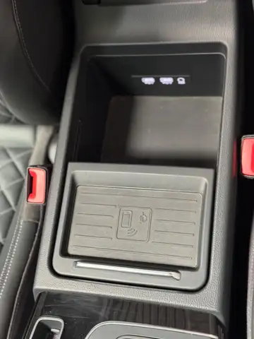 Audi SQ5 view 26