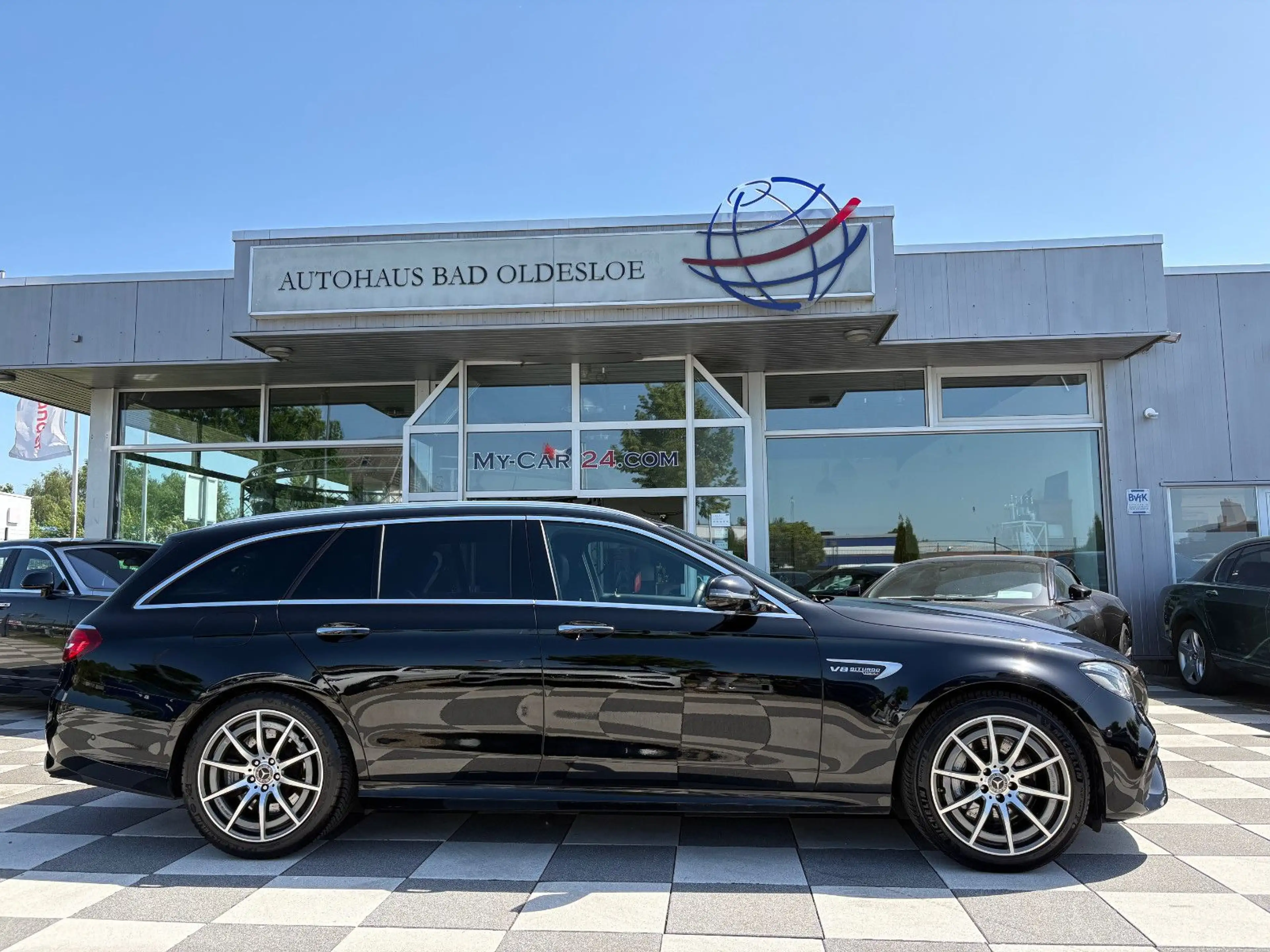 Mercedes-Benz E 63 AMG E 63 T AMG 4M+Panorama+Burmester+Abgas Performa — photo 8