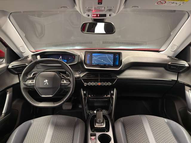 Peugeot 2008 — photo 9