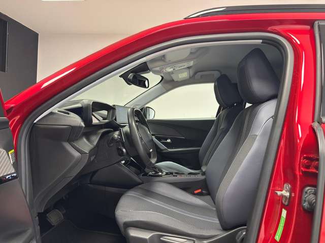 Peugeot 2008 — photo 11