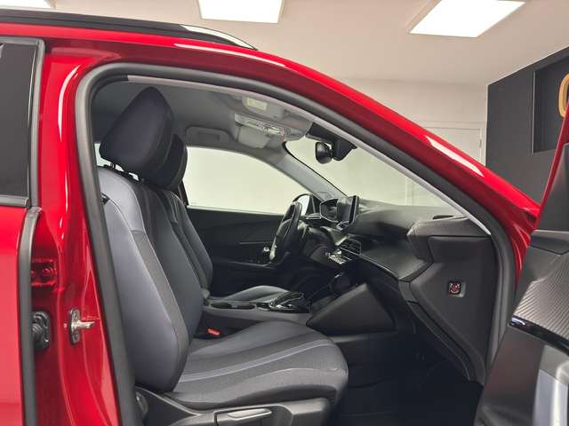 Peugeot 2008 — photo 12
