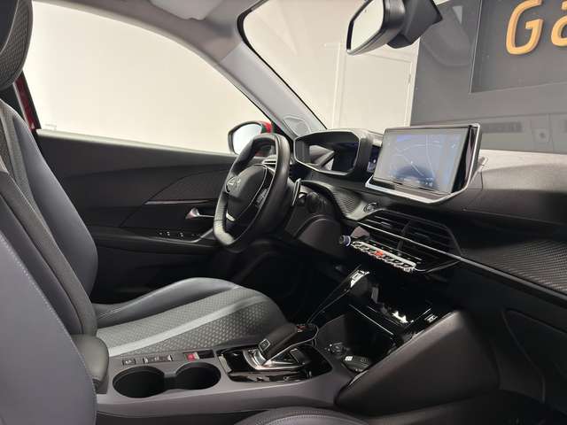 Peugeot 2008 — photo 13