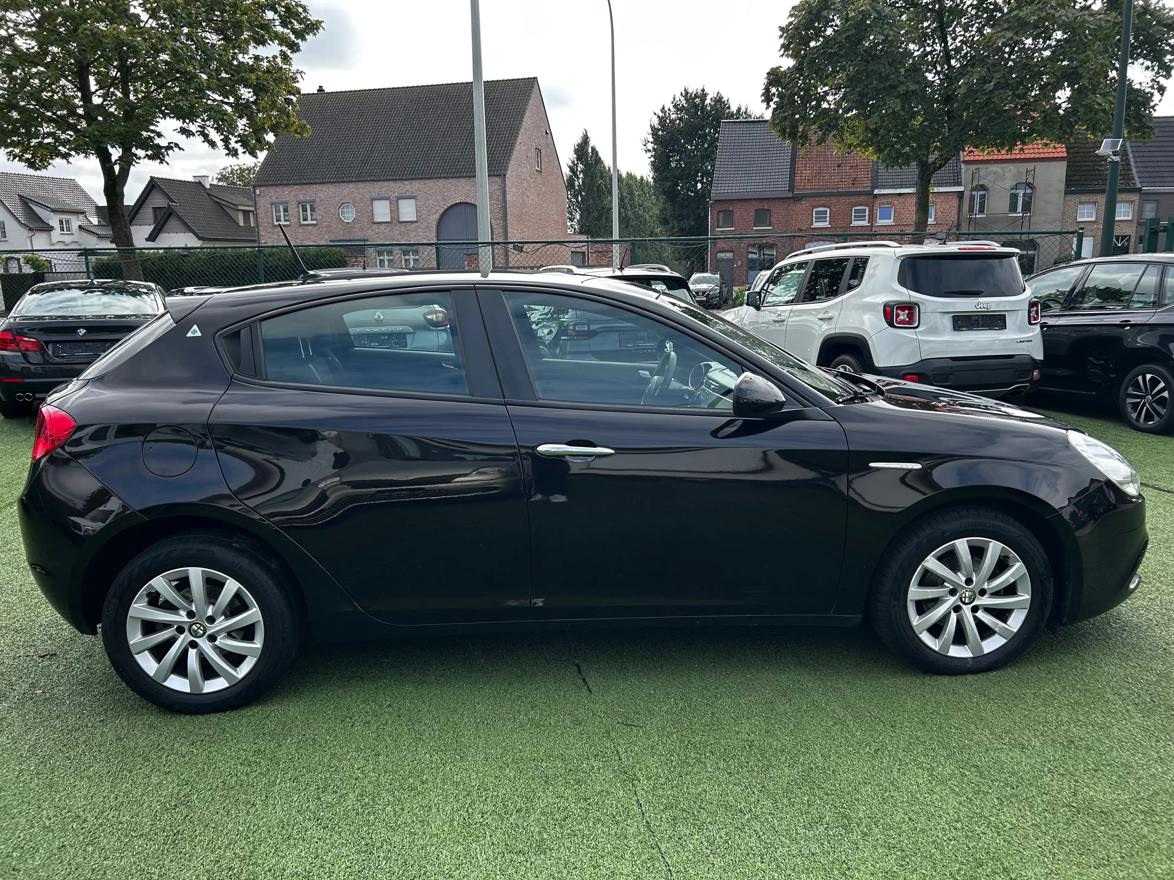 Alfa Romeo Giulietta 1.6 JTD M-Jet Veloce ° GPS ° BLUETOOTH ° A/C ° — photo 6