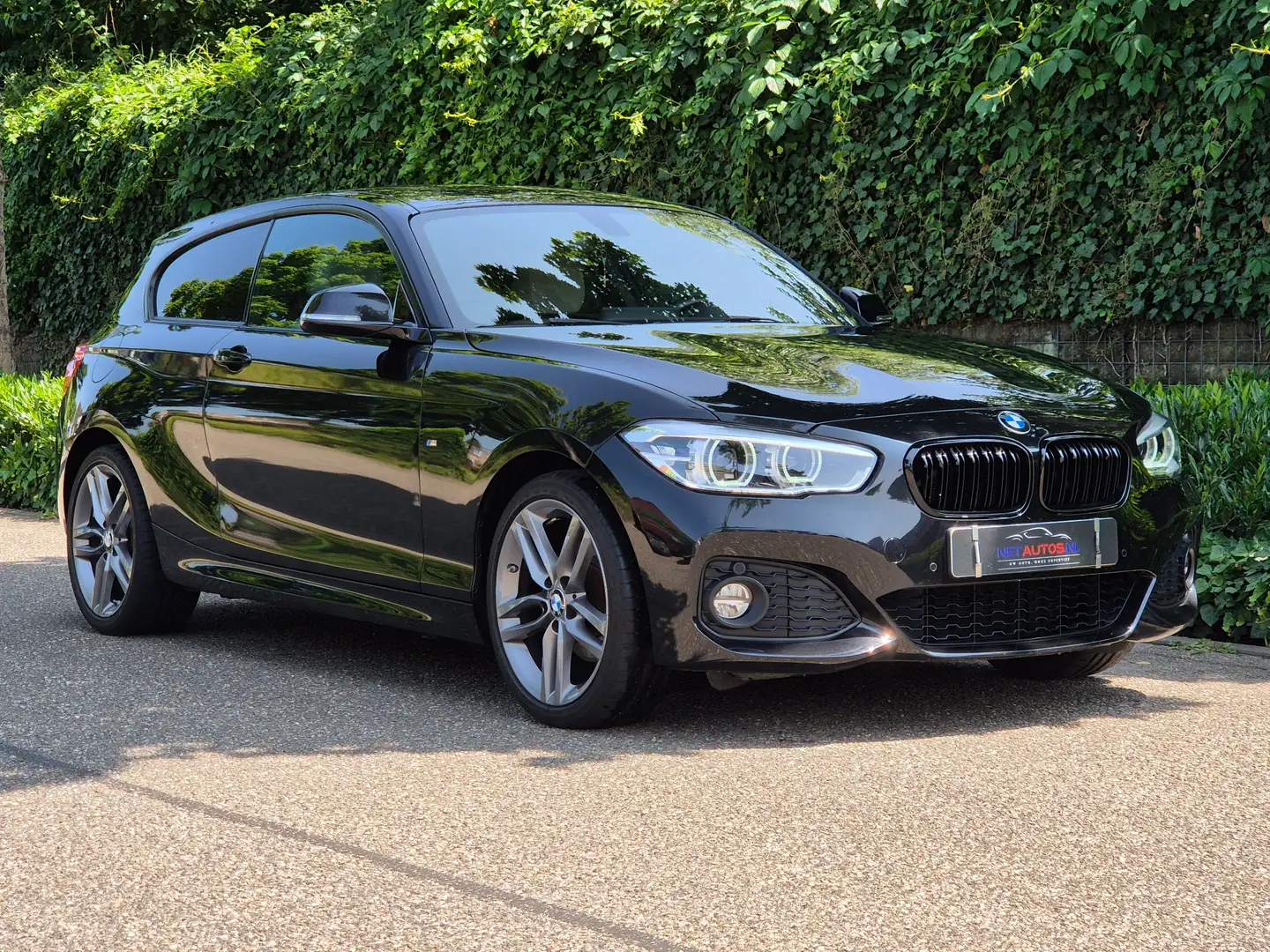 BMW 120 120 High Exec Negru - 1