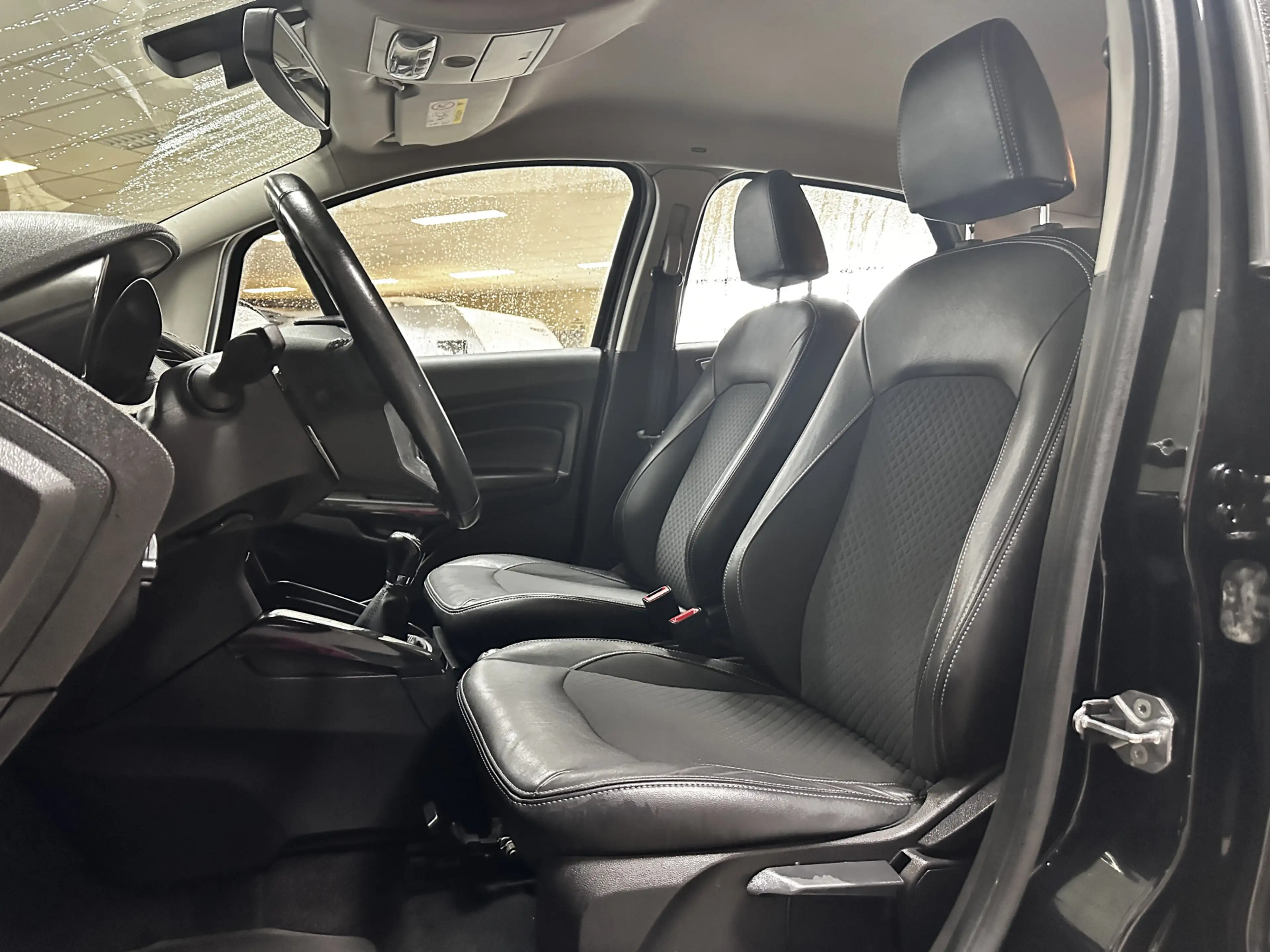 Ford EcoSport 1.0 EcoBoost Titanium/ D-Riem Verv 106.000KM!/ Cli — photo 8