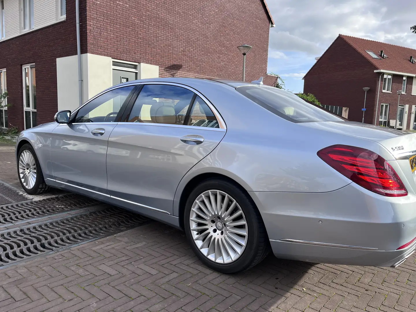 Mercedes-Benz S 500 (PLUG-IN HYBRID) e L 7G-TRONIC - 1