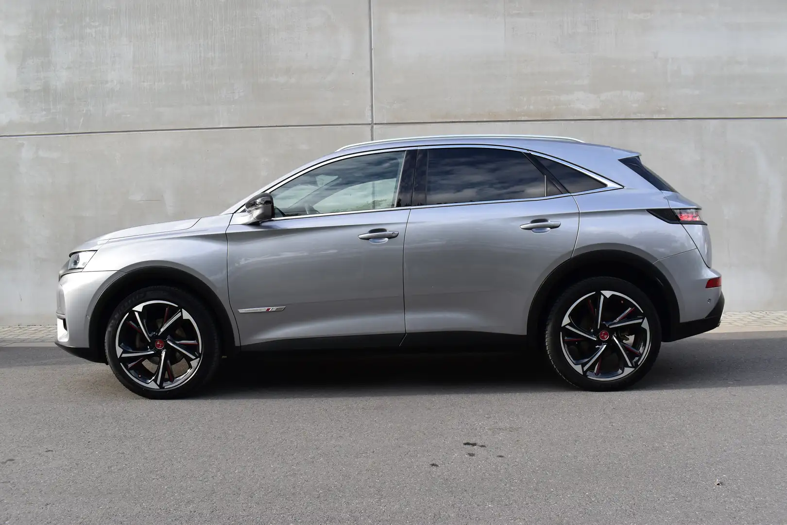 DS Automobiles DS 7 Crossback Performance Line Hybride  * Panoramique * Argent - 2
