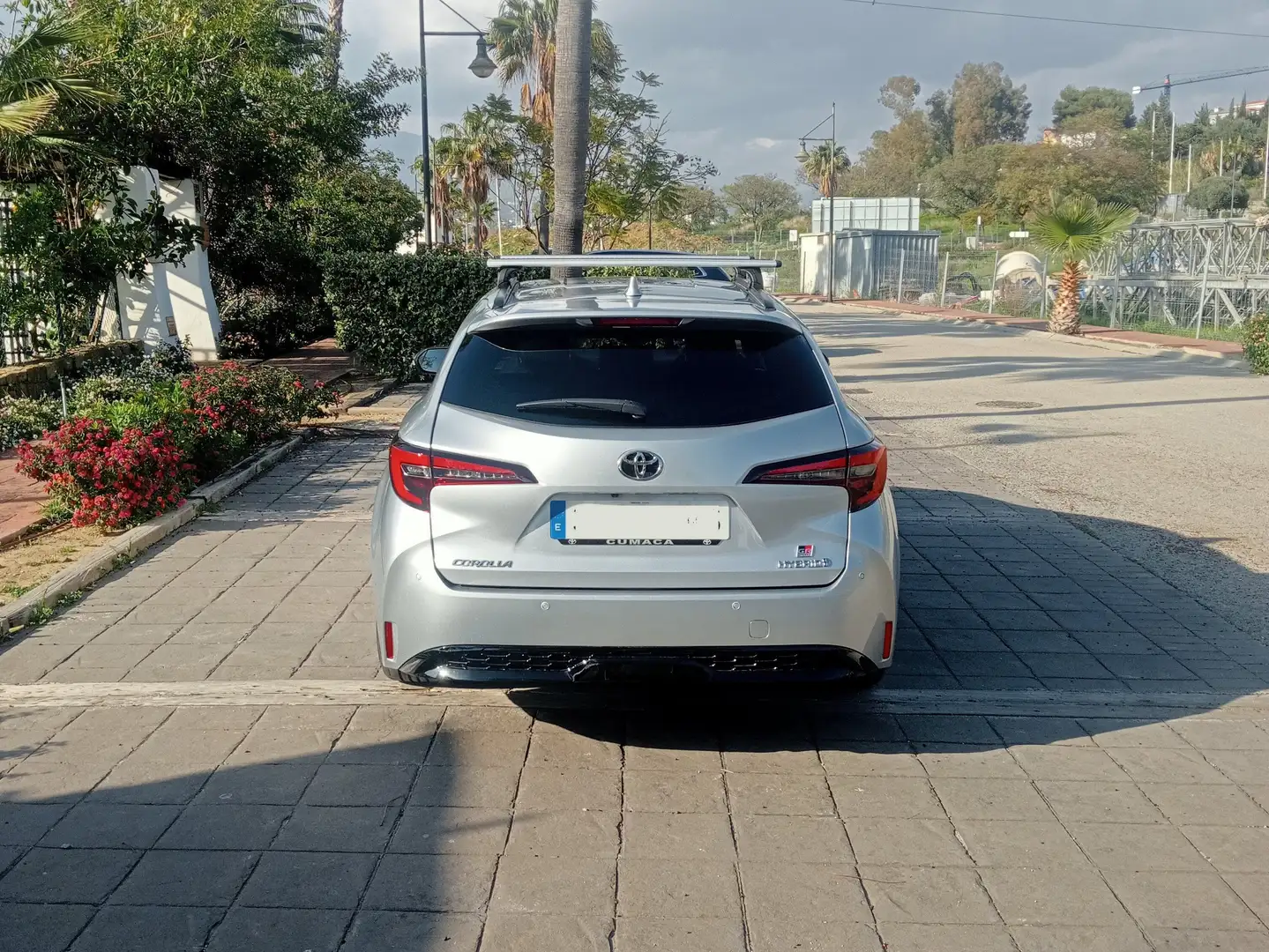 Toyota Corolla Corolla Touring Sports 200H Style Style Plateado - 2
