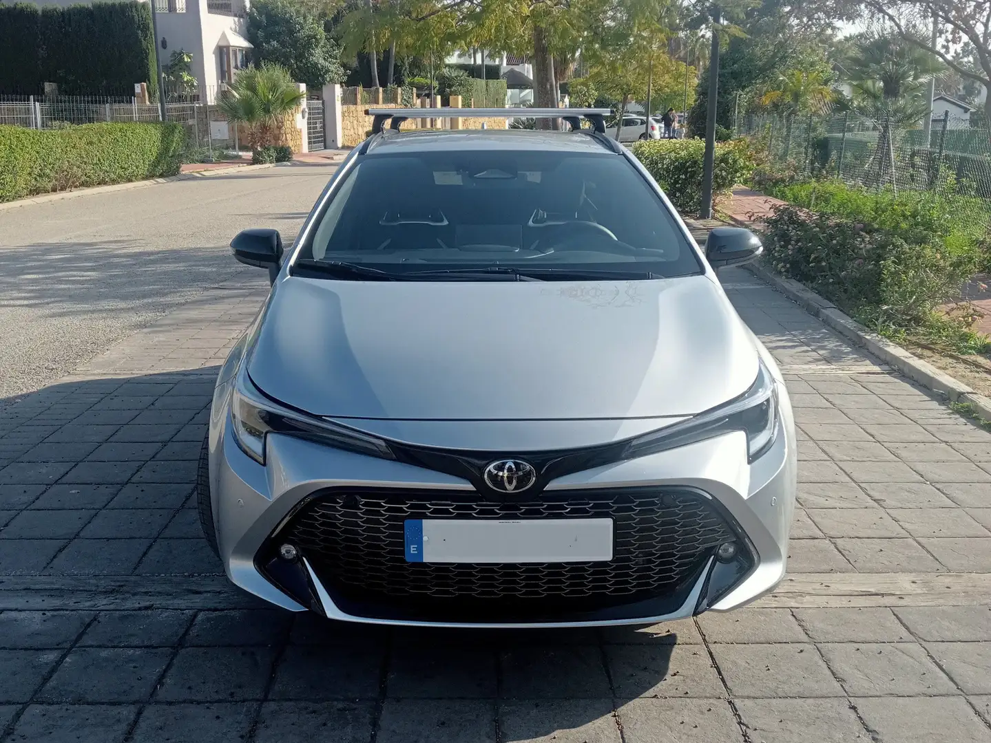 Toyota Corolla Corolla Touring Sports 200H Style Style Plateado - 1