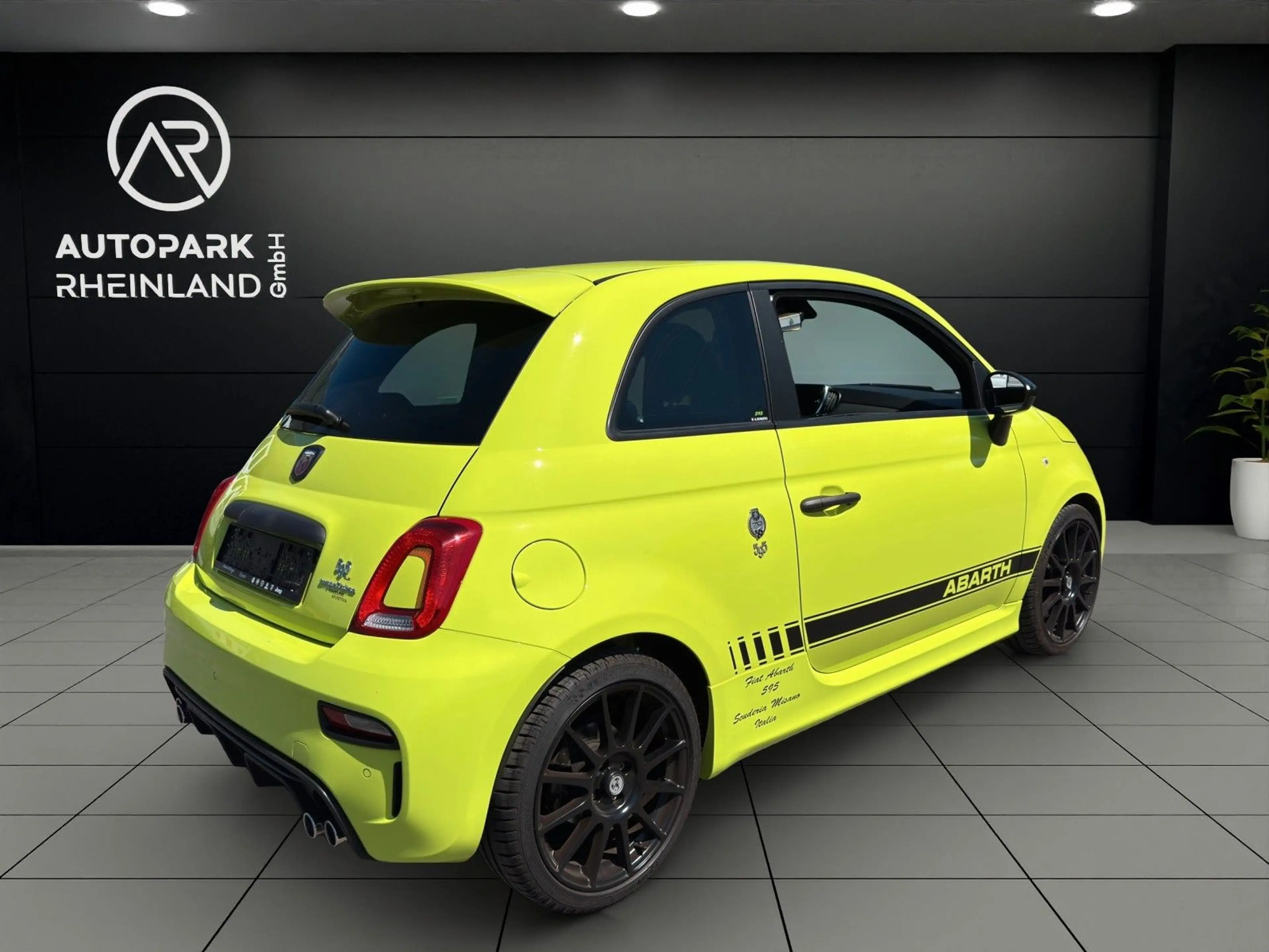 Abarth 595 Competizione *EDITION 70-YEARS* — photo 8