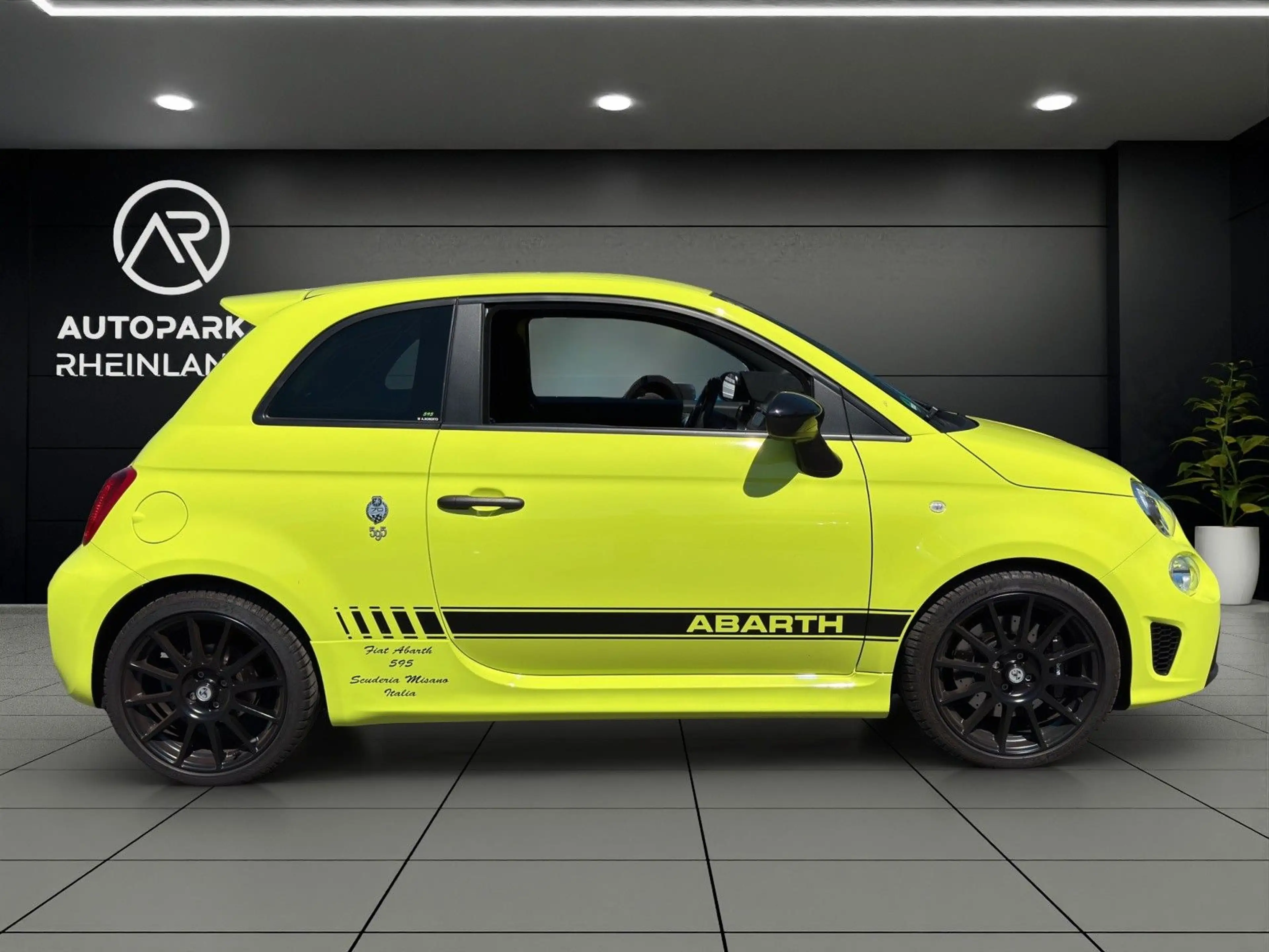 Abarth 595 Competizione *EDITION 70-YEARS* — photo 2