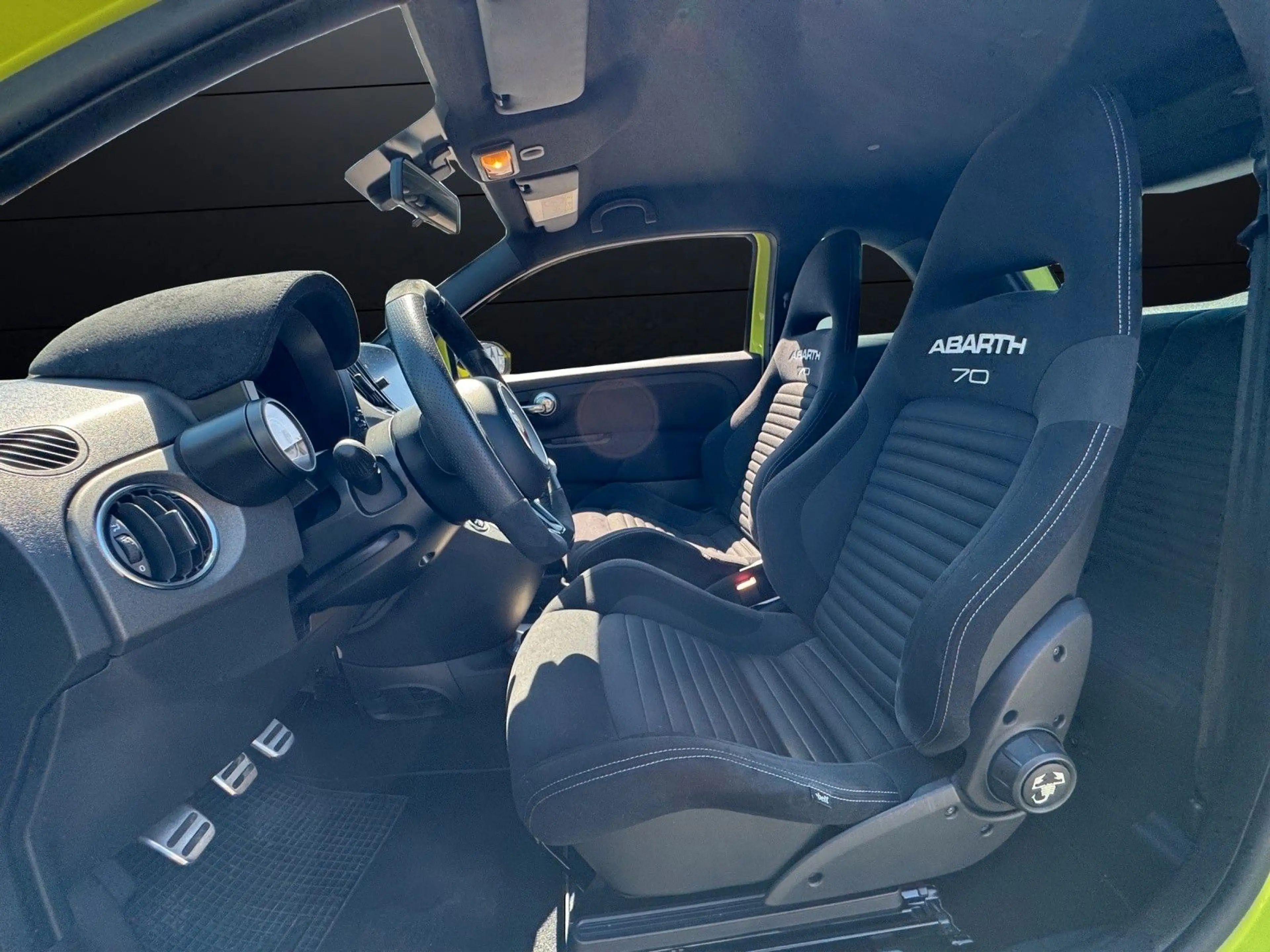 Abarth 595 Competizione *EDITION 70-YEARS* — photo 11