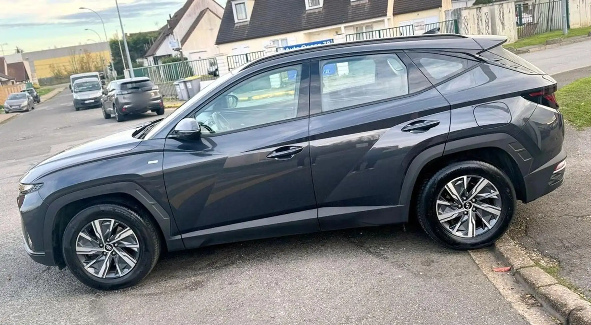 Hyundai TUCSON Intuitive 2WD 1.6 T-GDI 150CV BVM6 07/2023 14159HT ENTRETIEN A JOUR Noir - 2