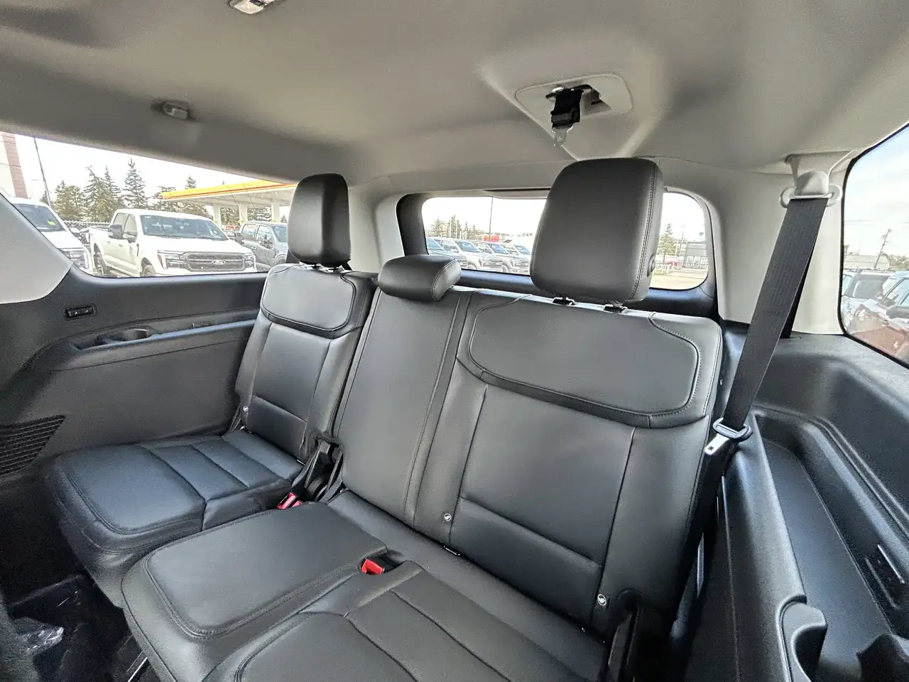 Ford Expedition снимка Ford Expedition