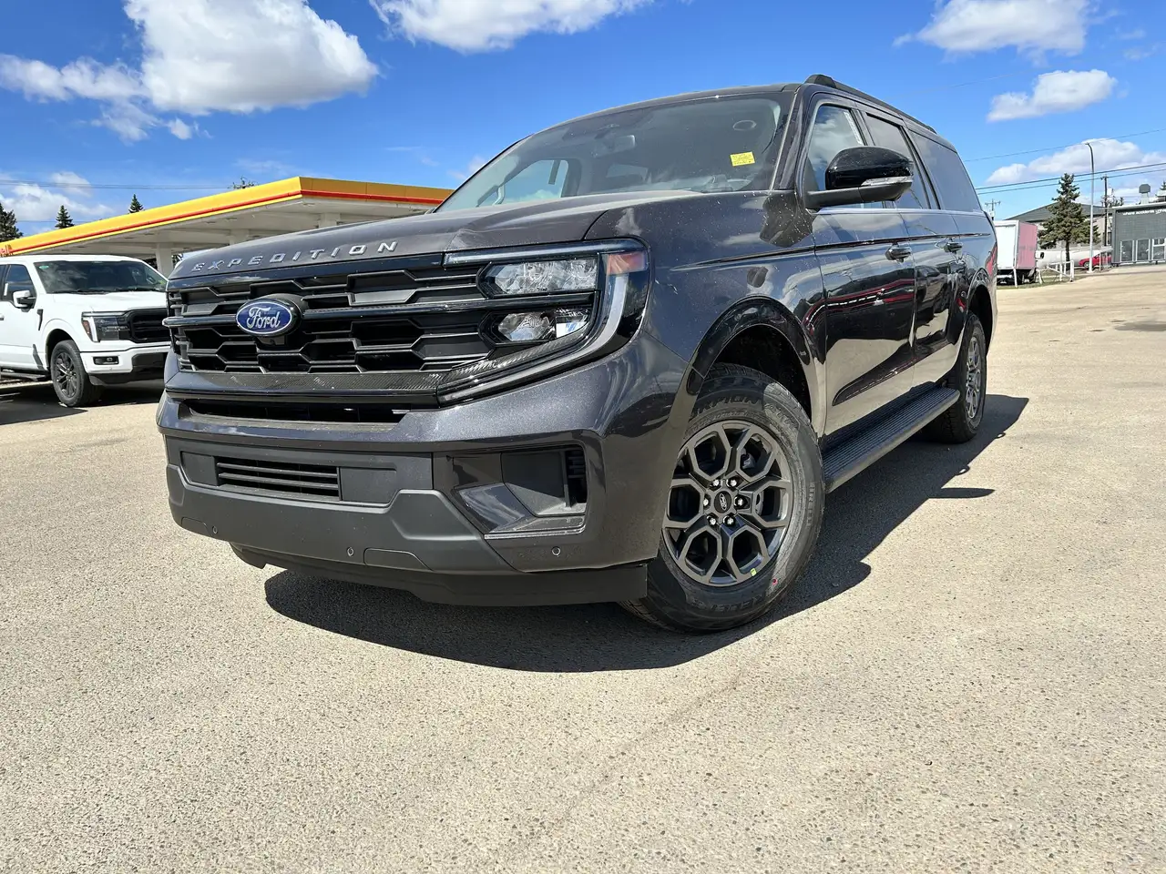 Ford Expedition снимка Ford Expedition