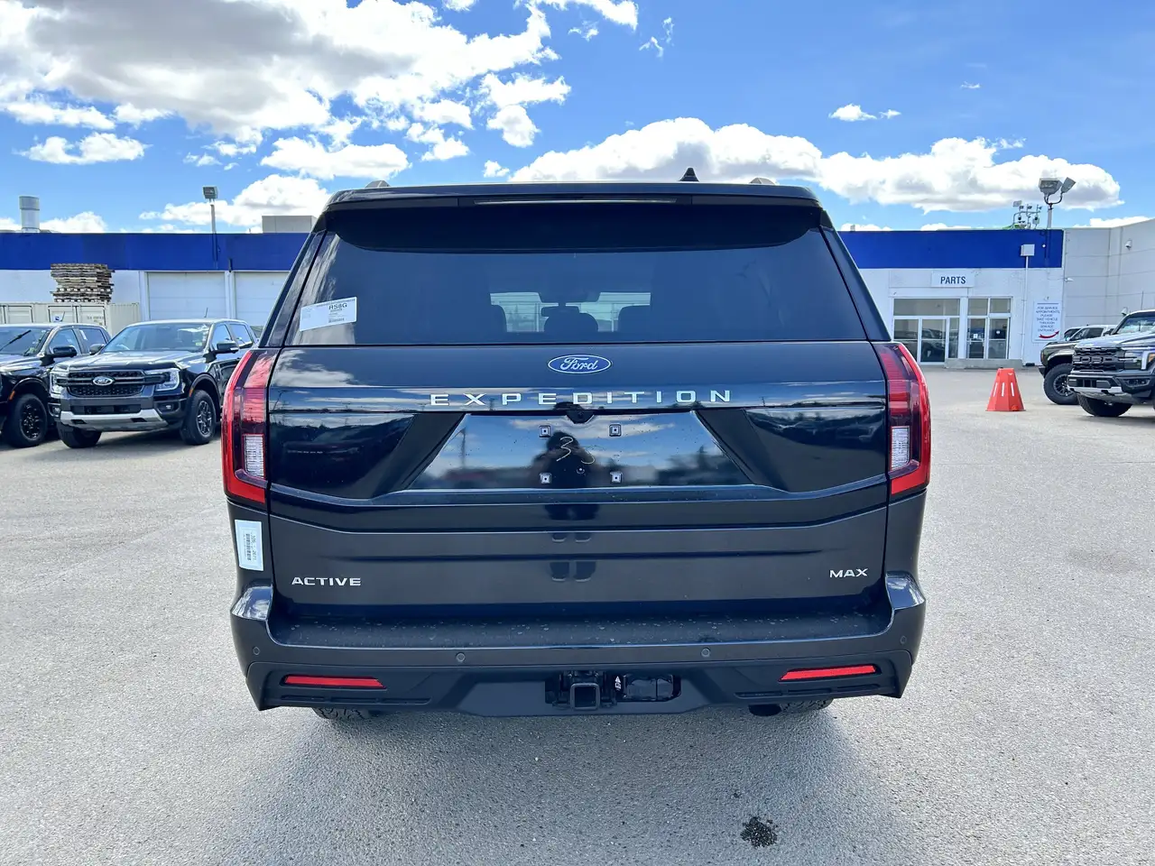 Ford Expedition снимка Ford Expedition