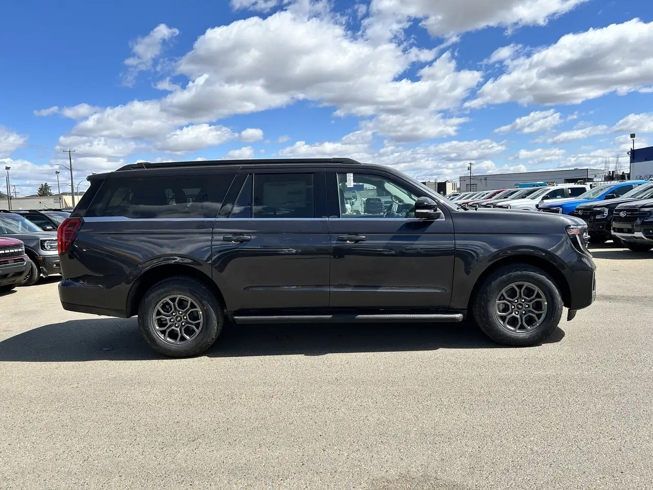Ford Expedition снимка Ford Expedition